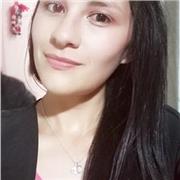 Profesora de la básica imprate clases a todos los niños y niñas